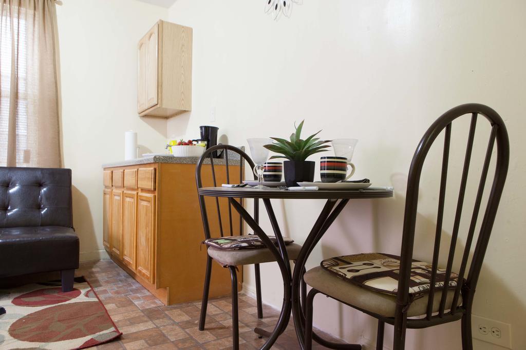 Studio, One And Two Bedroom Apartments - Bronx New York Exteriér fotografie